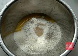 黄油卷面包的做法图解1