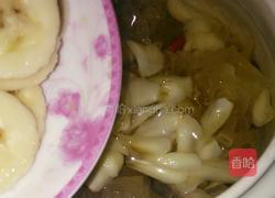 香蕉百合银耳羹的做法图解9