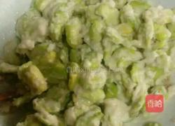 油炸蚕豆的做法图解2