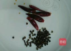 辣炒小肠鱼豆腐的做法图解3