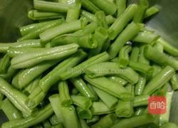 土豆豆角焖面的做法图解2