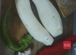 鸡腿菇炖香干的做法图解1