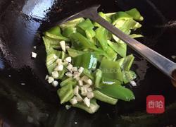 青椒炒鸡蛋的做法图解7