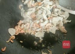虾米瘦肉芋头豆腐汤的做法图解3