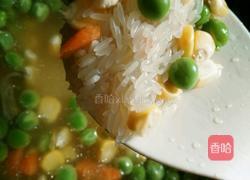 豌豆玉米焖饭的做法图解2