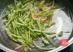 香芹拌黄花菜的做法图解4