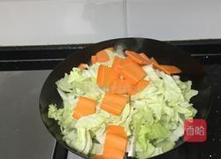 砂锅白菜肥牛卷的做法图解5