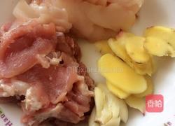 大蒜炒胡萝卜的做法图解1