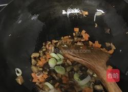 什锦炒饭的做法图解5