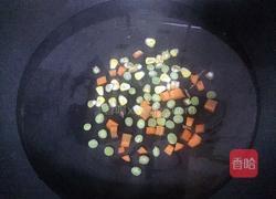 蛋包饭的做法图解2