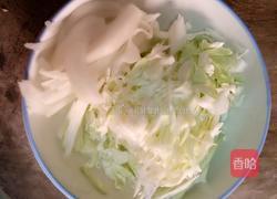 素炒方便面的做法图解2