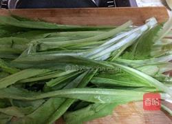 老干妈油麦菜的做法图解1