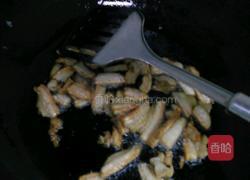 土豆豆角焖面的做法图解2