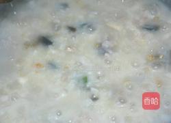 皮蛋瘦肉粥的做法图解5