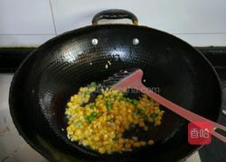 玉米青豆炒虾仁的做法图解5