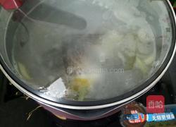 宝宝辅食鲫鱼豆腐汤的做法图解5