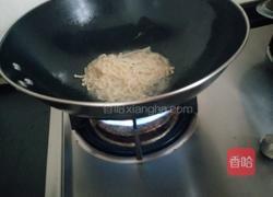 酱油炒金针菇的做法图解4