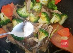 平菇炒西兰花的做法图解14
