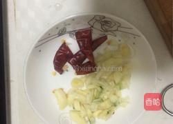 芹菜炒香干的做法图解4