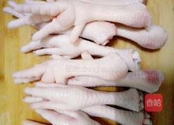 红烧鸡爪的做法图解1