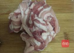 五花肉炖豆腐的做法图解3