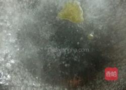 酱拌菠菜的做法图解1