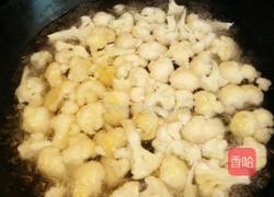 花菜青椒炒鸡蛋的做法图解1