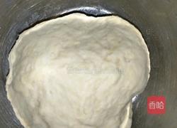 最简单的披萨饼皮的做法图解2