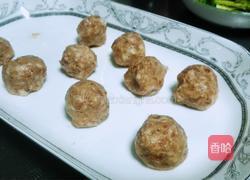 酸萝卜泡菜肉丸汤的做法图解2
