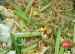 芹菜鸡蛋炒粉的做法图解11