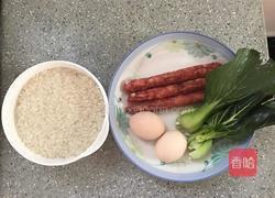 腊肠煲仔饭的做法图解1