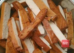 芹菜炒香干的做法图解4