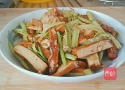 芹菜炒香干的做法图解8