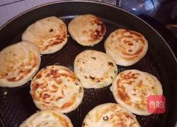 葱花手抓饼的做法图解11