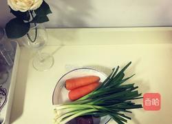 胡萝卜咸肉的做法图解1