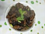 香菇焖排骨