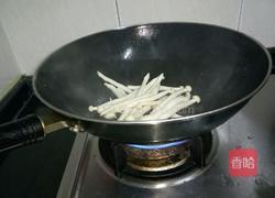 鸡蛋炒海鲜菇的做法图解5