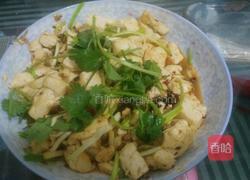 蒜黄豆腐的做法图解3
