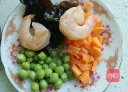 七彩虾仁什锦炒饭的做法图解4