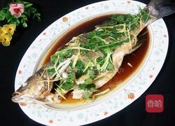 清蒸鲈鱼的做法图解2