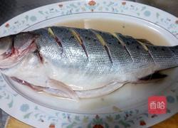 清蒸鲈鱼的做法图解5