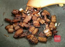 酱油炒五花肉的做法图解7