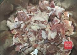 西安坊上粉蒸肉的做法图解1