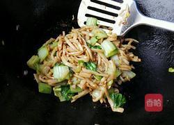 蚝油素炒面条的做法图解10