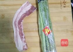五花肉爆炒芦笋的做法图解2