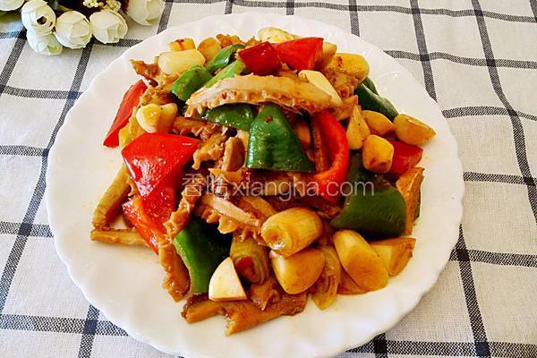 大蒜烧牛肚