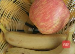 香蕉苹果沙拉的做法图解1