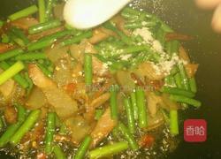 蒜苔炒腊肉的做法图解6