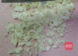 腊肉荸荠莲藕红枣糯米饭的做法图解1