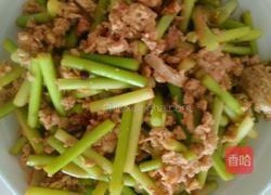 鸡蛋炒蒜苔的做法图解4